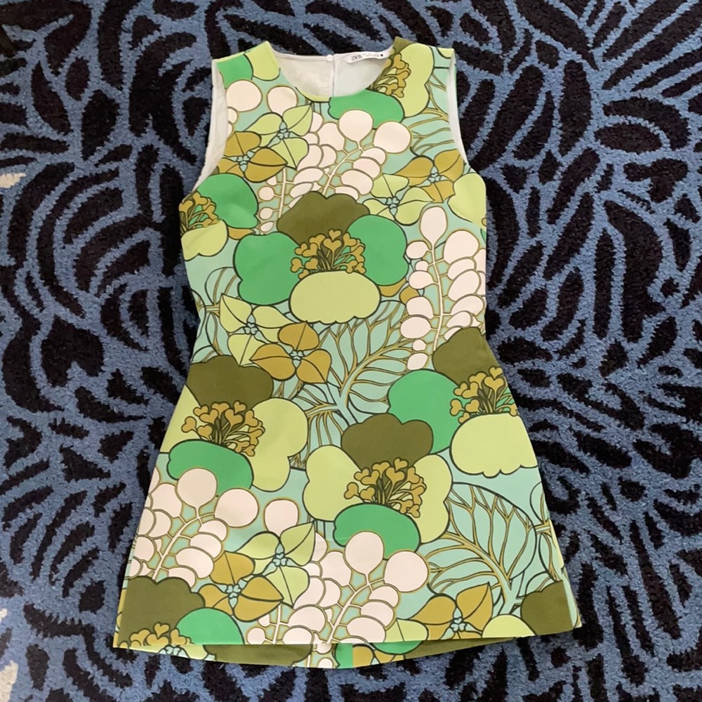 Printed Short Green dress